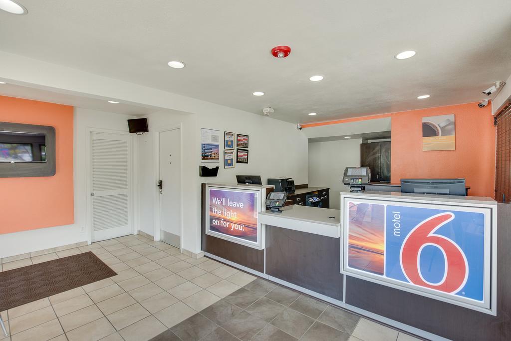 Motel 6-Columbus, Oh - West Exterior foto