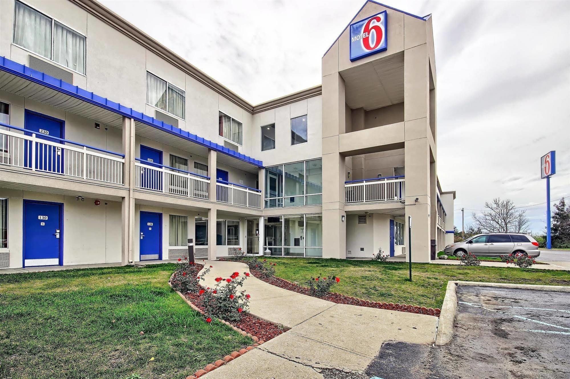 Motel 6-Columbus, Oh - West Exterior foto